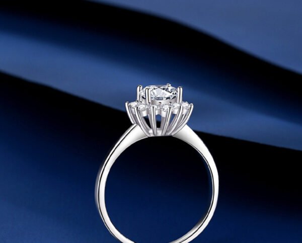 Sunflower Moissanite Ring For Women