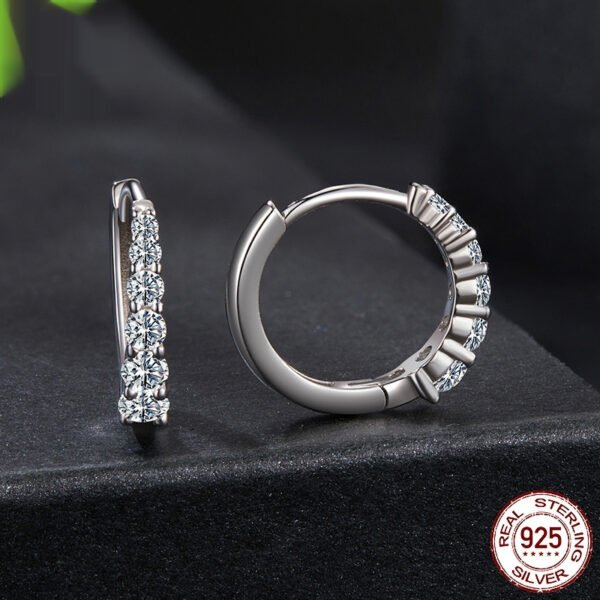 Classic Shining Moissanite Ear Clip