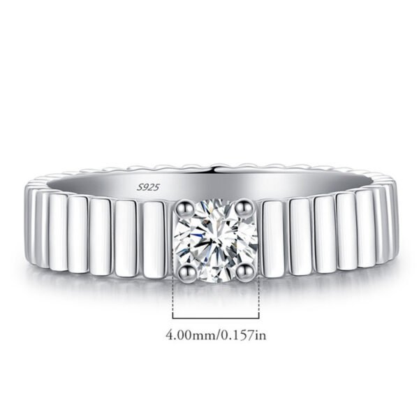 Personality Moissanite Vintage Ring
